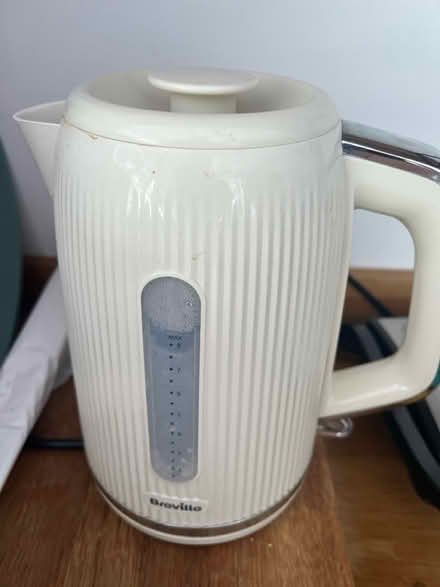 Photo of free Breville kettle cream (Southborough) #1