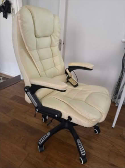 Photo of free office chair (Baldock) #1