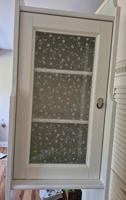 Photo of free Bathroom cabinet (D18E0K6) #1