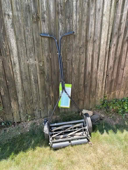 Photo of free Manual push lawn mower (Thornwood, NY) #1