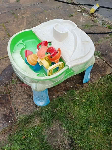 Photo of free Water tray (Latchford) #1