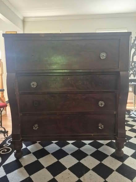 Photo of free Dresser (Bethany Lane in Ellicott City) #1