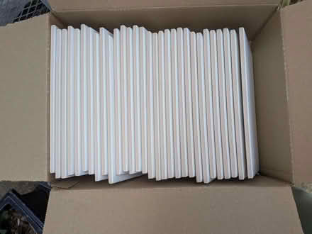 Photo of free White subway tiles x 30 (St John's TN13) #2