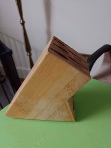 Photo of free Knife block (Ravenscourt Park W6) #2