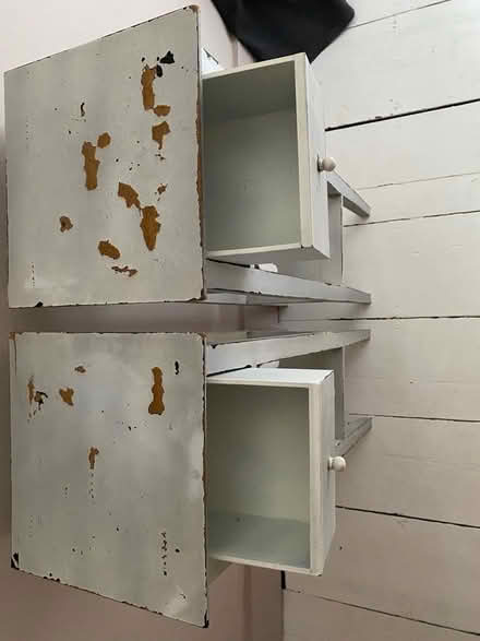 Photo of free Pair of vintage style bedside tables (Kingston Bagpuize OX13) #3