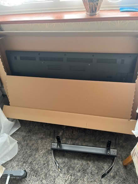 Photo of free LED 49’’ Panasonic Smart tv + silver stand (Hempstead Valley ME7) #1