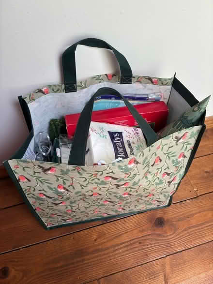 Photo of free It’s CHRISTMAAAS! (Barnard's Green WR14) #1