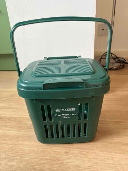 Photo of free Stockport food waste caddy (Bramhall SK7) #1