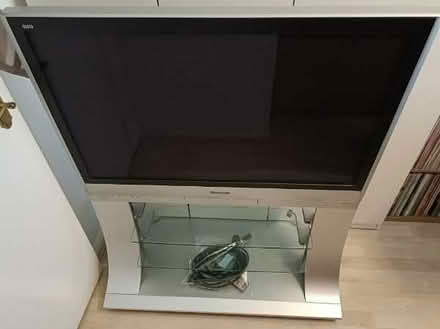 Photo of free Tv (Chipping Barnet EN5) #1