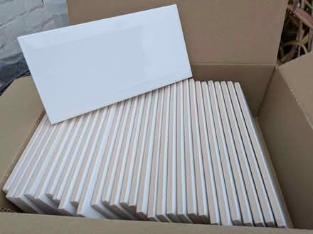 Photo of free White subway tiles x 30 (St John's TN13) #1