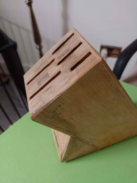 Photo of free Knife block (Ravenscourt Park W6) #1