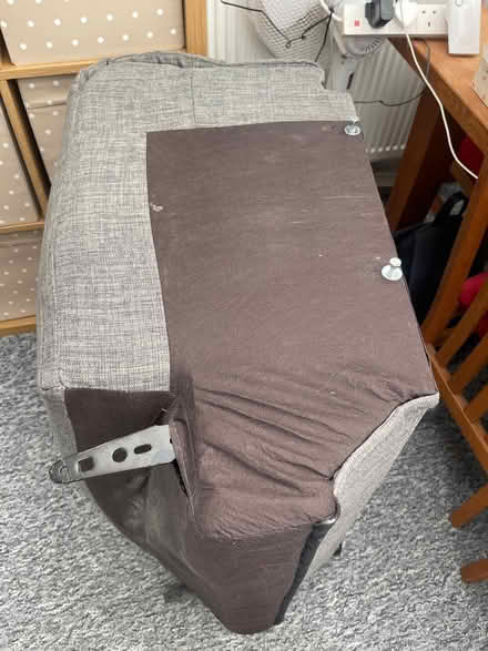 Photo of free Seat unit (Ng68fj) #2