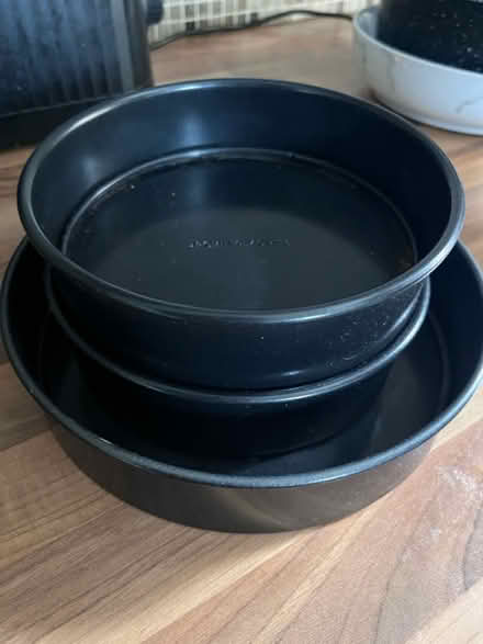 Photo of free 3 Cake baking tins (Redditch B97) #1