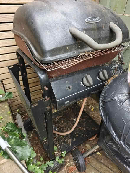 Photo of free Gas bbq (Sw185nj) #1