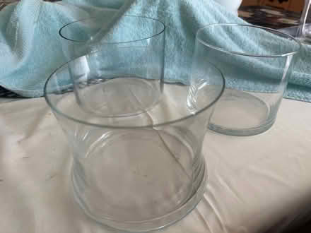 Photo of free 3 clear vase or table centres (Epping, CM16) #1