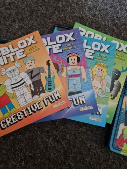 Photo of free Roblox unite tins (NG15) #2