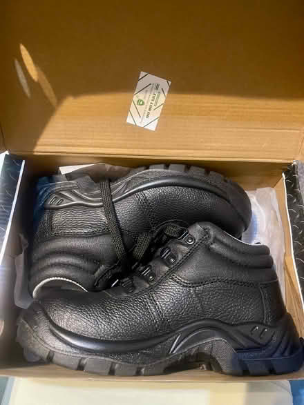 Photo of free Steel toe boots - Brand New (LS4) #1
