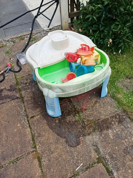 Photo of free Water tray (Latchford) #3