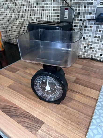 Photo of free Weighing scales for baking (Redditch B97) #3