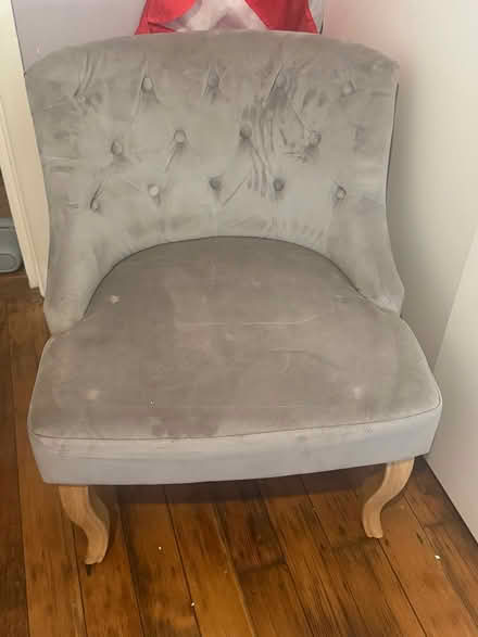 Photo of free Grey plush chair (SE6) #1