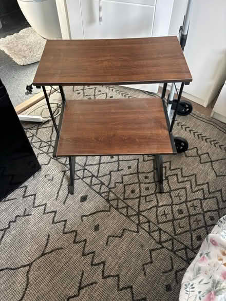 Photo of free Small shelf unit (SM5 1JB) #1