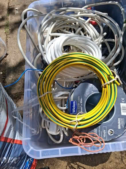Photo of free electric cable (Brownsover CV21) #1