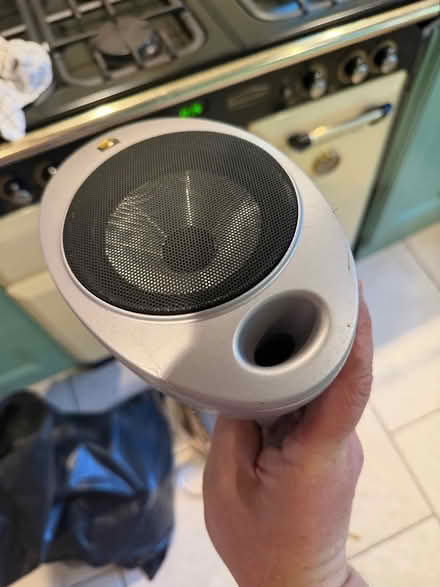 Photo of free Surround sound speakers with cable (GU51) #3