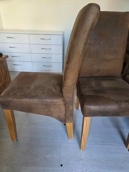 Photo of free Solid Oak dining table & chairs (Harlow. CM20) #3
