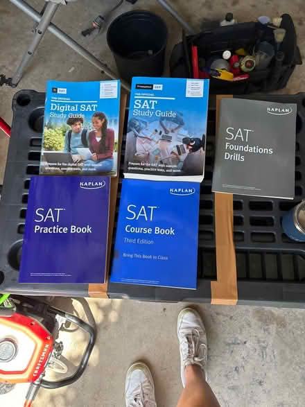 Photo of free Sat prep books (Herndon Va) #1