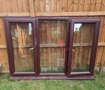 Photo of free 3 Upvc windows (Chelmsford CM1) #2