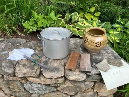 Photo of free Stuff (see Details) (21 Woodland Road, Lexington) #1