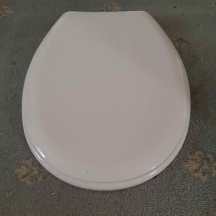Photo of free Toilet seat (East Pit CB1) #2
