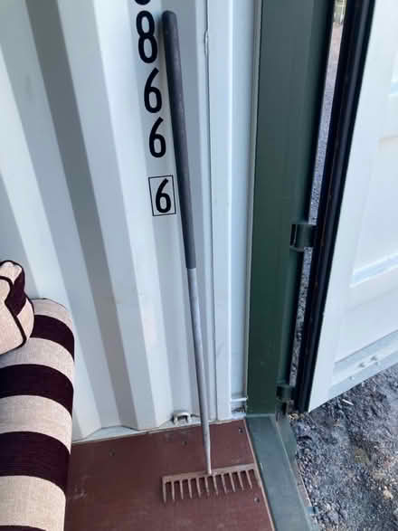 Photo of free Garden Rake (Swindon SN2 barnfield road) #1