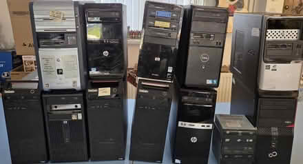 Photo of free PC towers - lot of older pc's (Netherly L27) #1