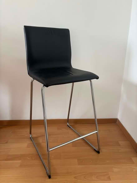 Photo of free Bar stools (islington N1) #1