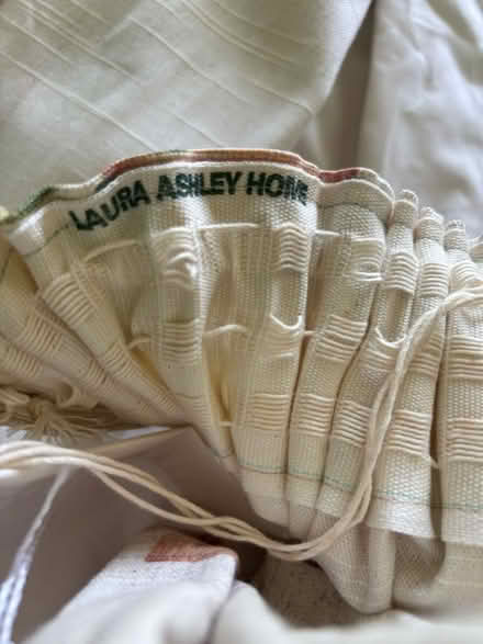 Photo of free Curtains with tracks (Hornby LA2) #3