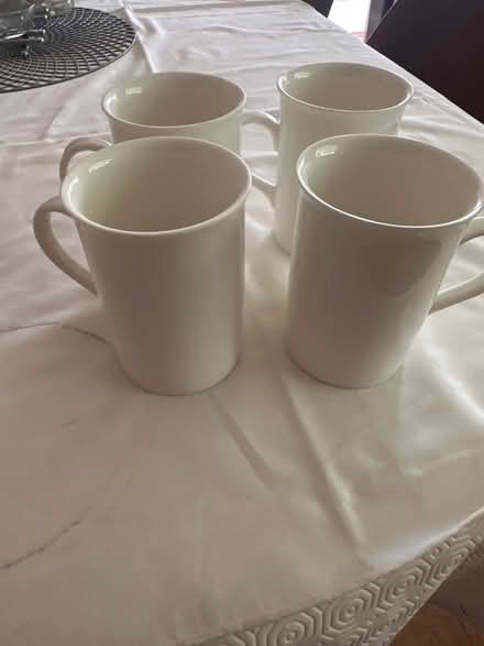 Photo of free 4 Mugs - white (Epping, CM16) #1