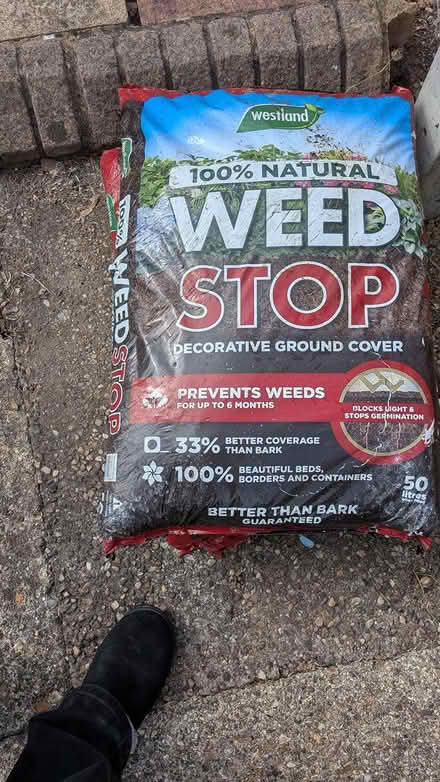 Photo of free Weed stoo (Attwood close RG21 8YY) #2