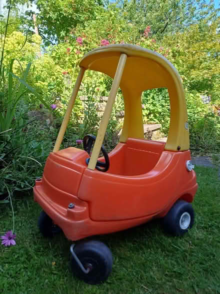 Photo of free Little Tikes Buggy (Jennyfield HG1) #1
