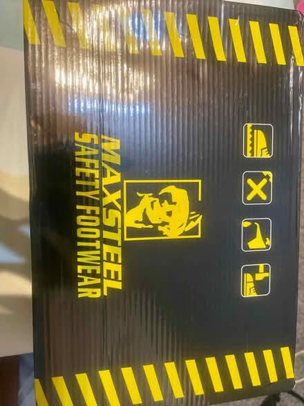 Photo of free Steel toe boots - Brand New (LS4) #2