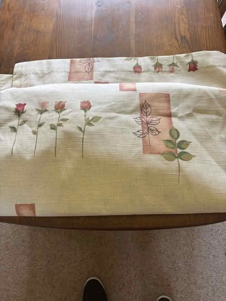 Photo of free Curtains with tracks (Hornby LA2) #1