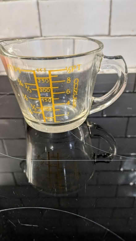 Photo of free Pyrex Measuring Jug (RG24 Old Basing) #1