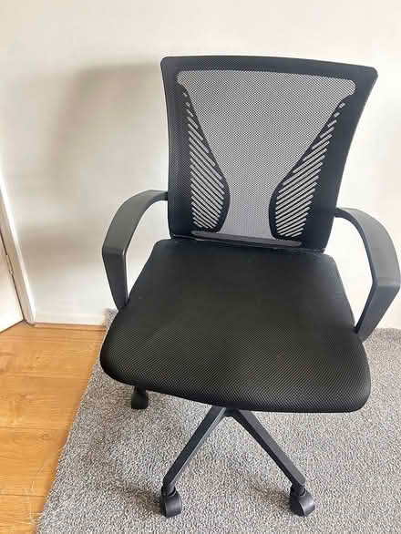 Photo of free Office chair with wheels (Osterley, London TW7) #1