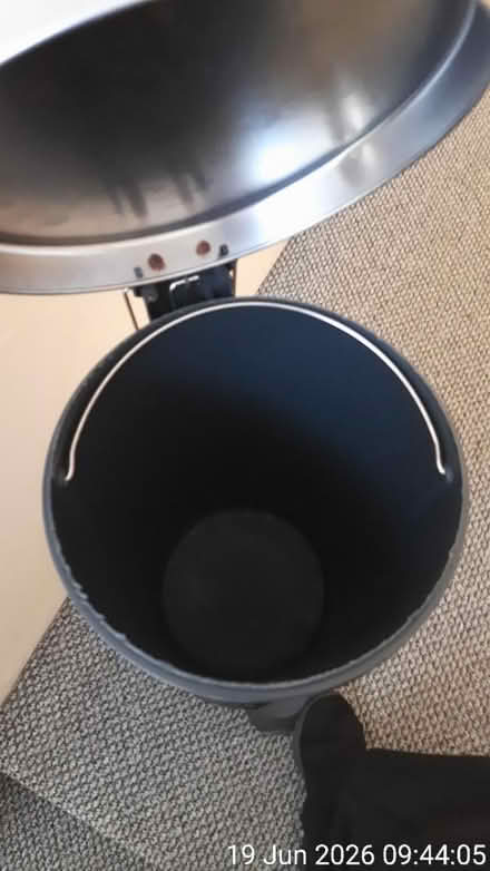 Photo of free [Used] Pedal bin H63cm (Edgwarebury Lane) #2