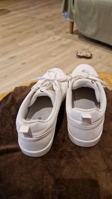 Photo of free White artengo shoes (SE16) #2