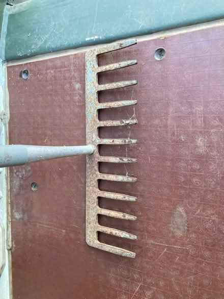 Photo of free Garden Rake (Swindon SN2 barnfield road) #2