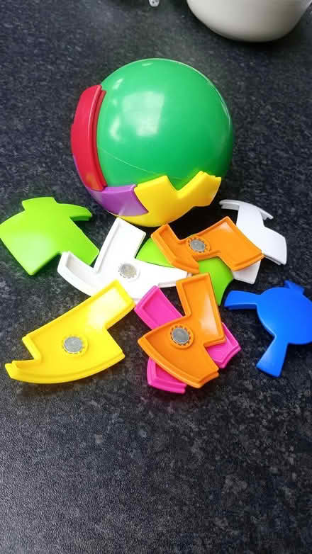 Photo of free Magnetic globe puzzle (Maidstone ME15) #1