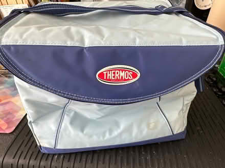 Photo of free Large thermos cool bag (Ashford TW15) #1