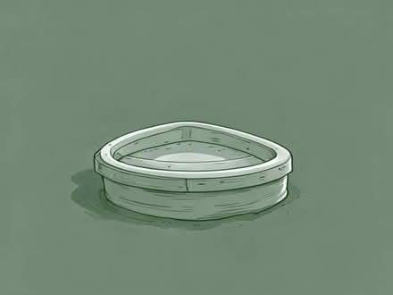 Photo of Child's hard plastic sand pit (Broomridge FK7) #1