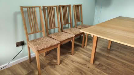 Photo of free extendable dining table with chairs (Clifford Park CV2) #3